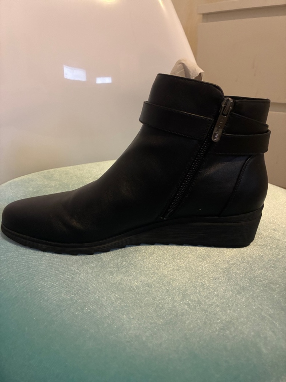 Easy Spirit Yara 3 Boot Size 9.5W